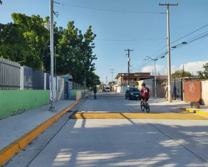 Pavimentación de calles en Lázaro Cárdenas en Culiacán mejora acceso a planteles educativos y calidad de vida