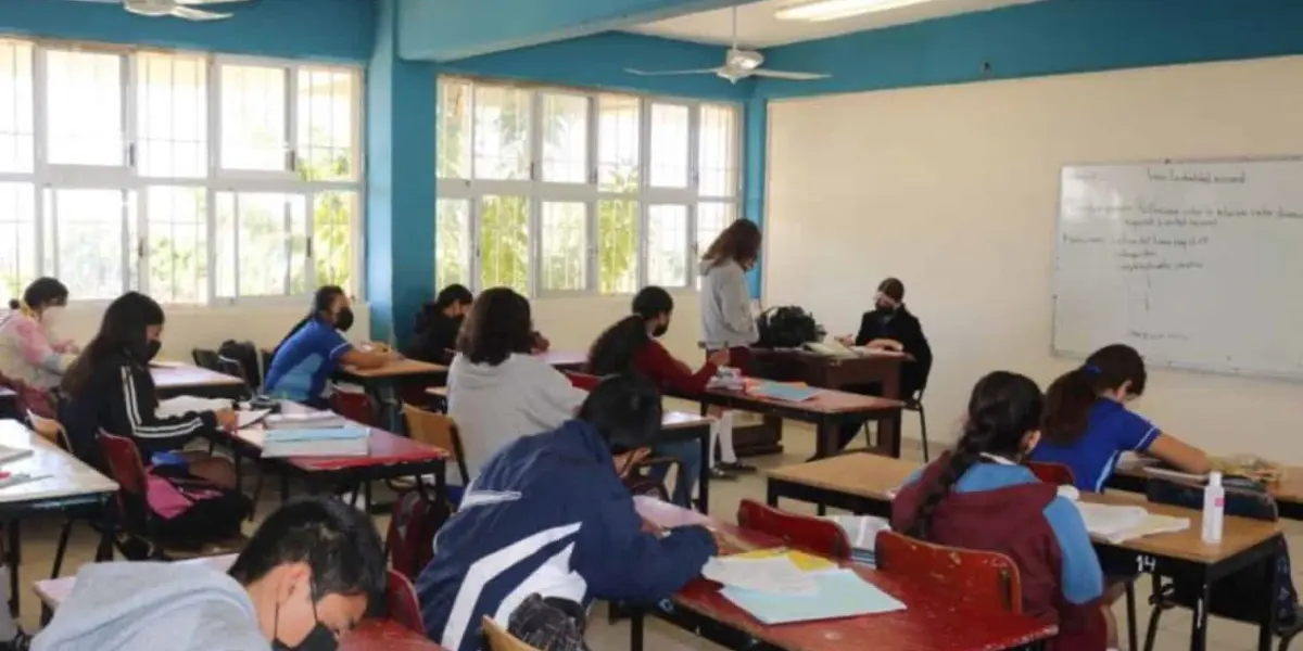 Beca Bienestar por Aprovechamiento es para alumnos de primaria y secundaria del Estado de México. Foto: Cortesía