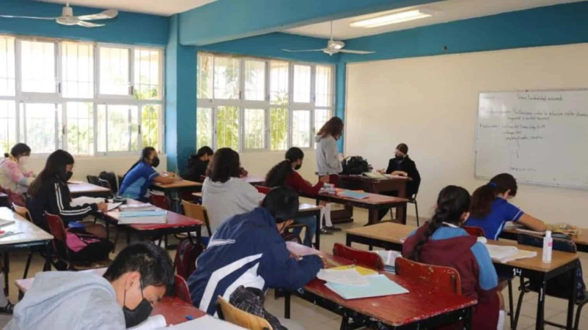 Beca Bienestar por Aprovechamiento es para alumnos de primaria y secundaria del Estado de México. Foto: Cortesía