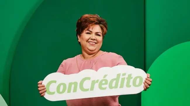 ¡Mira cómo miles de mujeres generan ingresos a través de ConCrédito!.