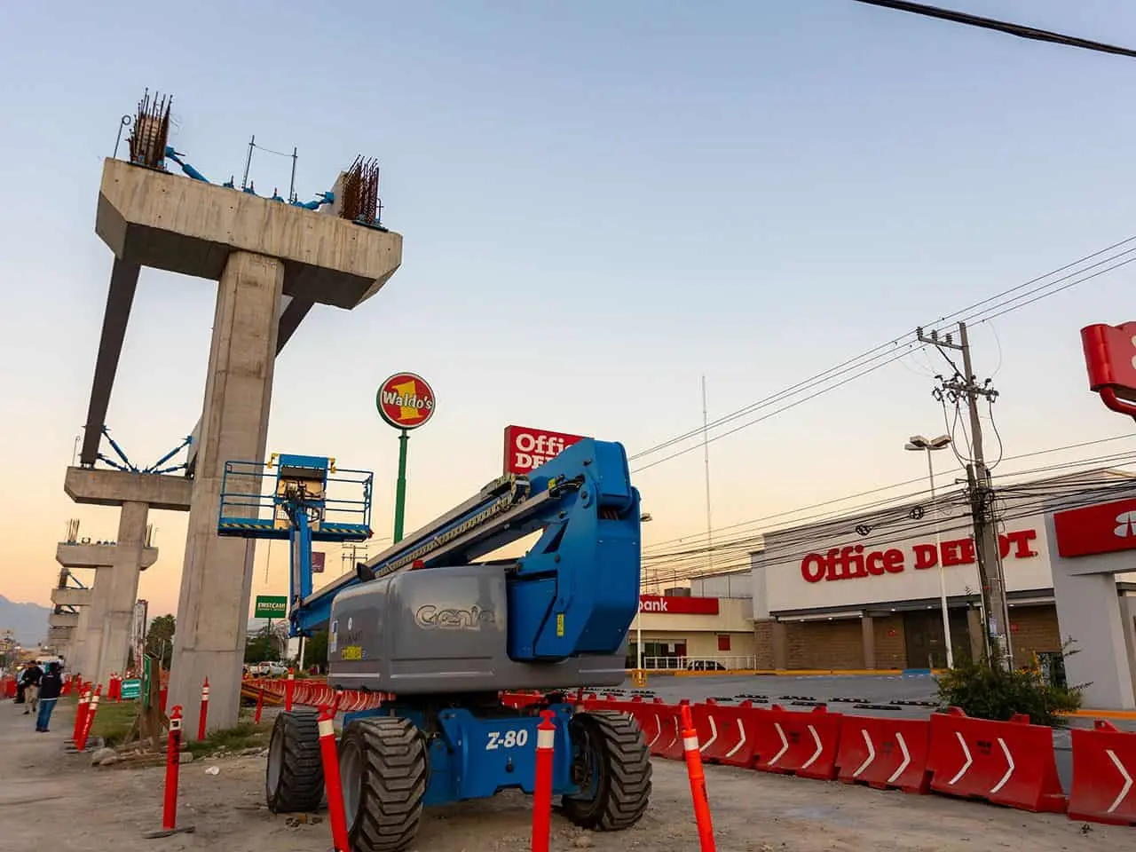 Buscan agilizar más el tráfico con las 3 nuevas líneas del Metro en Nuevo  León.