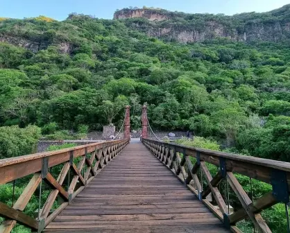 Disfruta haciendo senderismo en Barranca de Huentitán, un lugar cerquita de Guadalajara