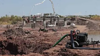 Avanza la construcción del puente y paso deprimido en Culiacán