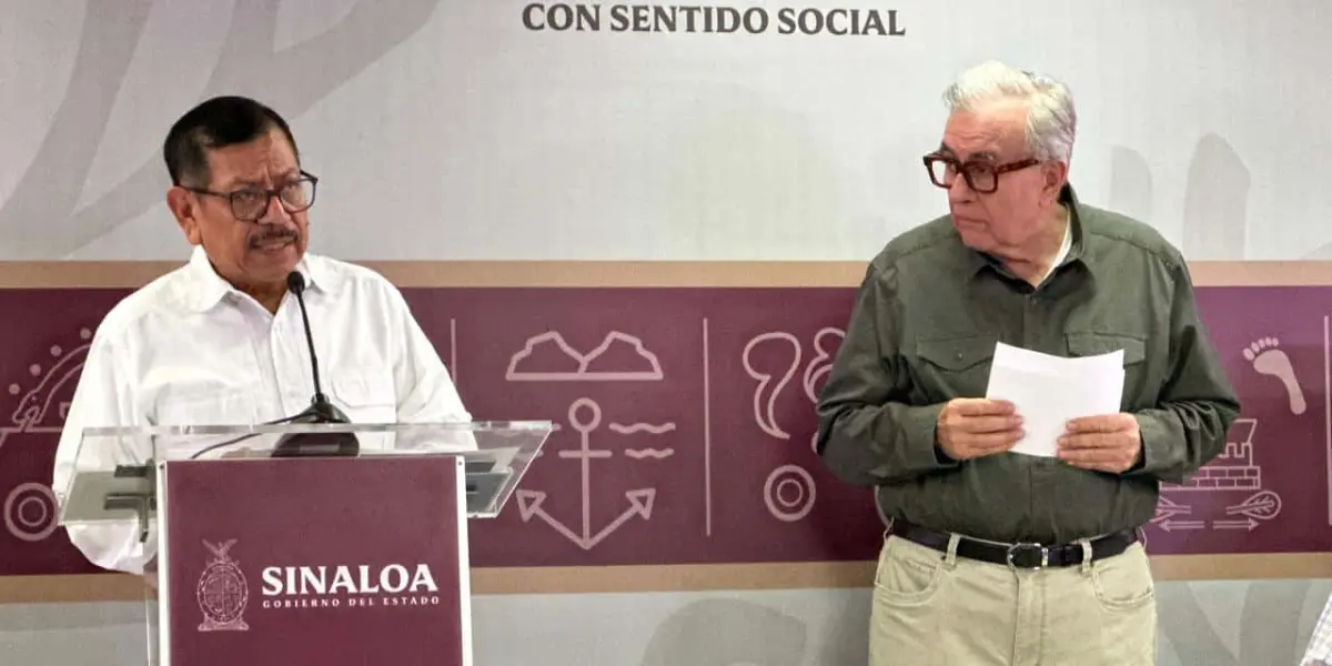 El gobernador Rubén Rocha Moya acompañado del Secretario de Seguridad Gerardo Mérida Sánchez dieron a conocer los resultados de los operativos de este fin de semana.