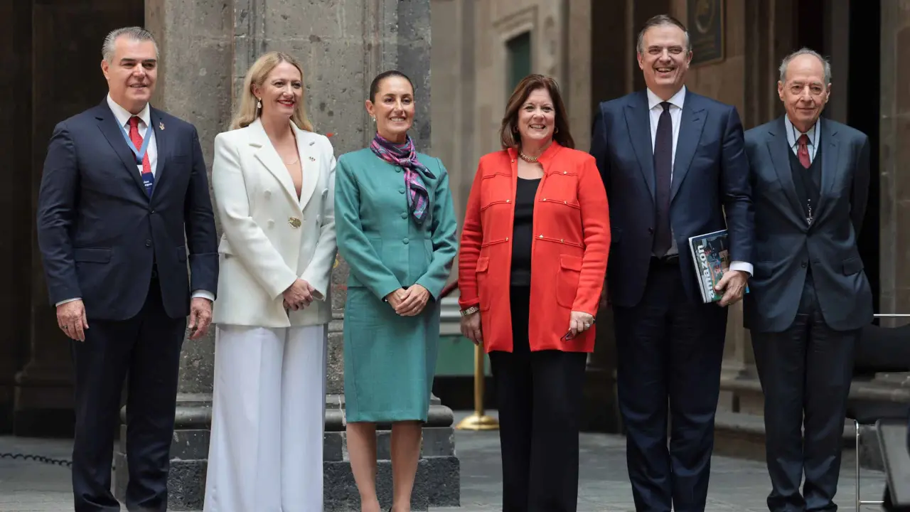 Reforma al Poder Judicial fortalece el Estado de derecho; inversiones en México están seguras: presidenta Claudia Sheinbaum.
