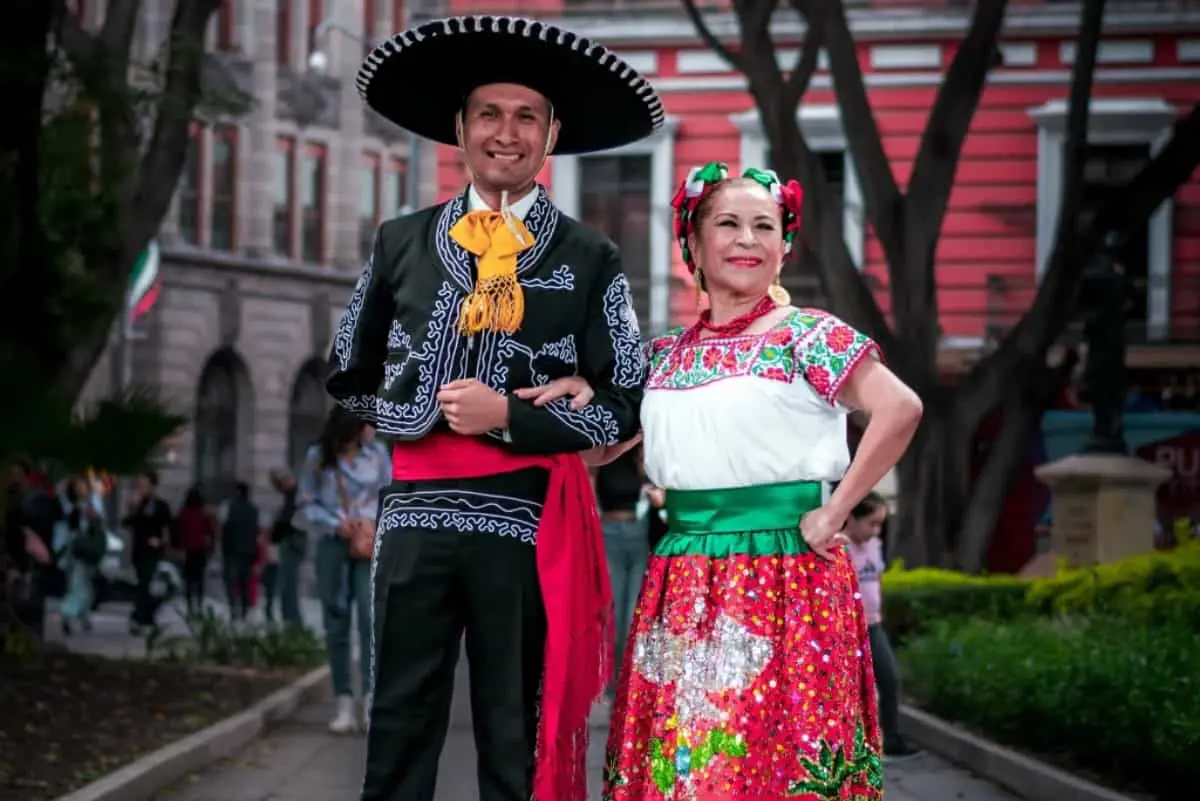 Los trajes típicos son parte de importantes tradiciones en Jalisco. Foto: Grupo Presidente