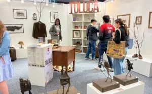 ¡Celebran la lectura! Más de 115 participantes y cientos de lectores disfrutan de la Feria Internacional del Libro del Estado de México