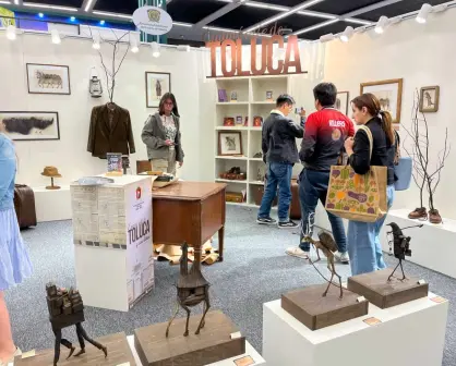 ¡Celebran la lectura! Más de 115 participantes y cientos de lectores disfrutan de la Feria Internacional del Libro del Estado de México