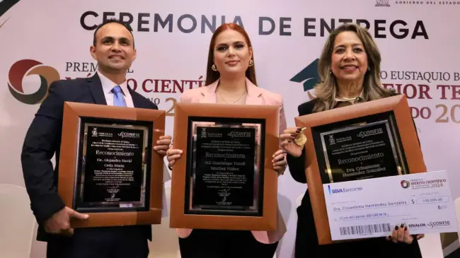 Ganadores al Premio al Mérito Científico y a la Mejor Tesis de Posgrado edición 2024.