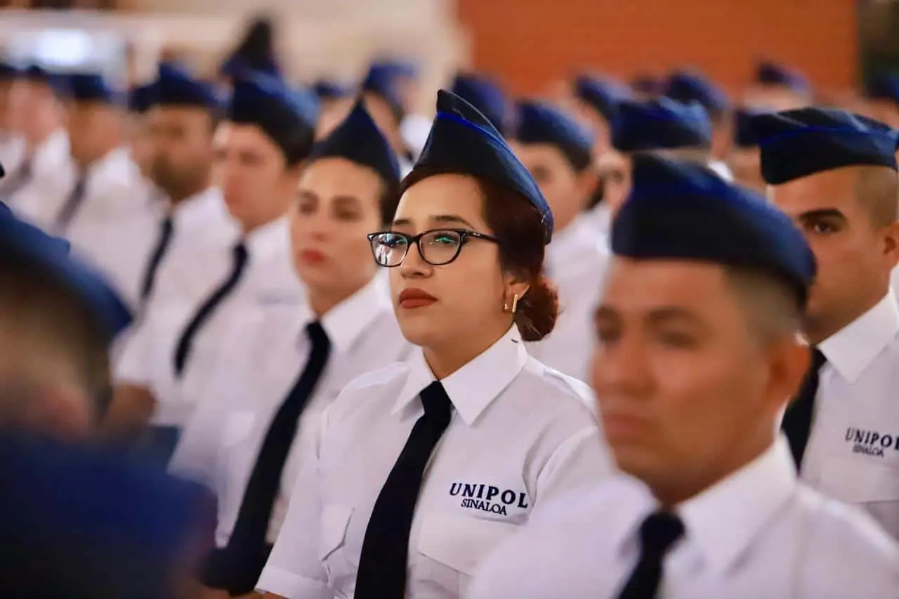 Cadetes graduados.