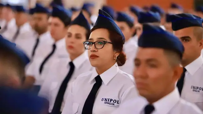 Cadetes graduados.