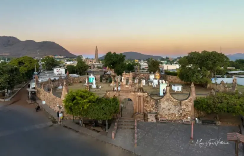 Así luce el antiguo Panteón Español de El Rosario: Foto: Miguel Ángel Victoria / Sinaloa 360