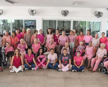 Casa del Carmen se viste de rosa para promover la detección temprana del cáncer de mama