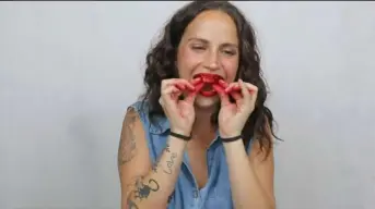 Cómo hacer unos dientes falsos para Halloween (VIDEO)