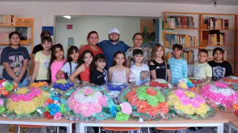 ¡Creatividad y Cultura! Concluye con éxito el taller de coronas para Día de Muertos en Quilá