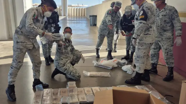 Ejército Mexicano decomisa 70 kilos de metanfetamina en Culiacán, Sinaloa.