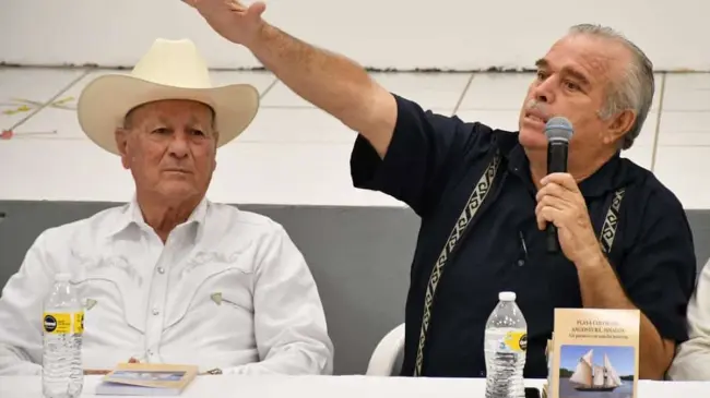 En el marco del Gran Festival Cultural Sinaloa las Artes se realiza la presentación del libro  Playa Colorada, Angostura; Un Paraíso Con Mucha Historia.