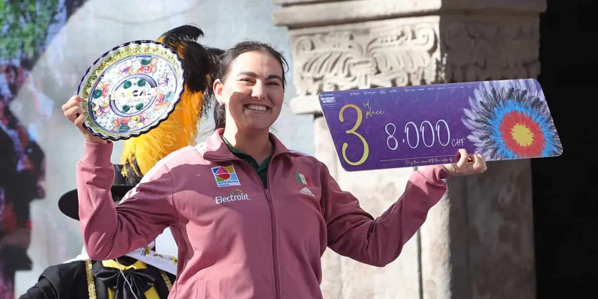 Alejandra Valencia sube al podio mundial|Imagen: CONADE