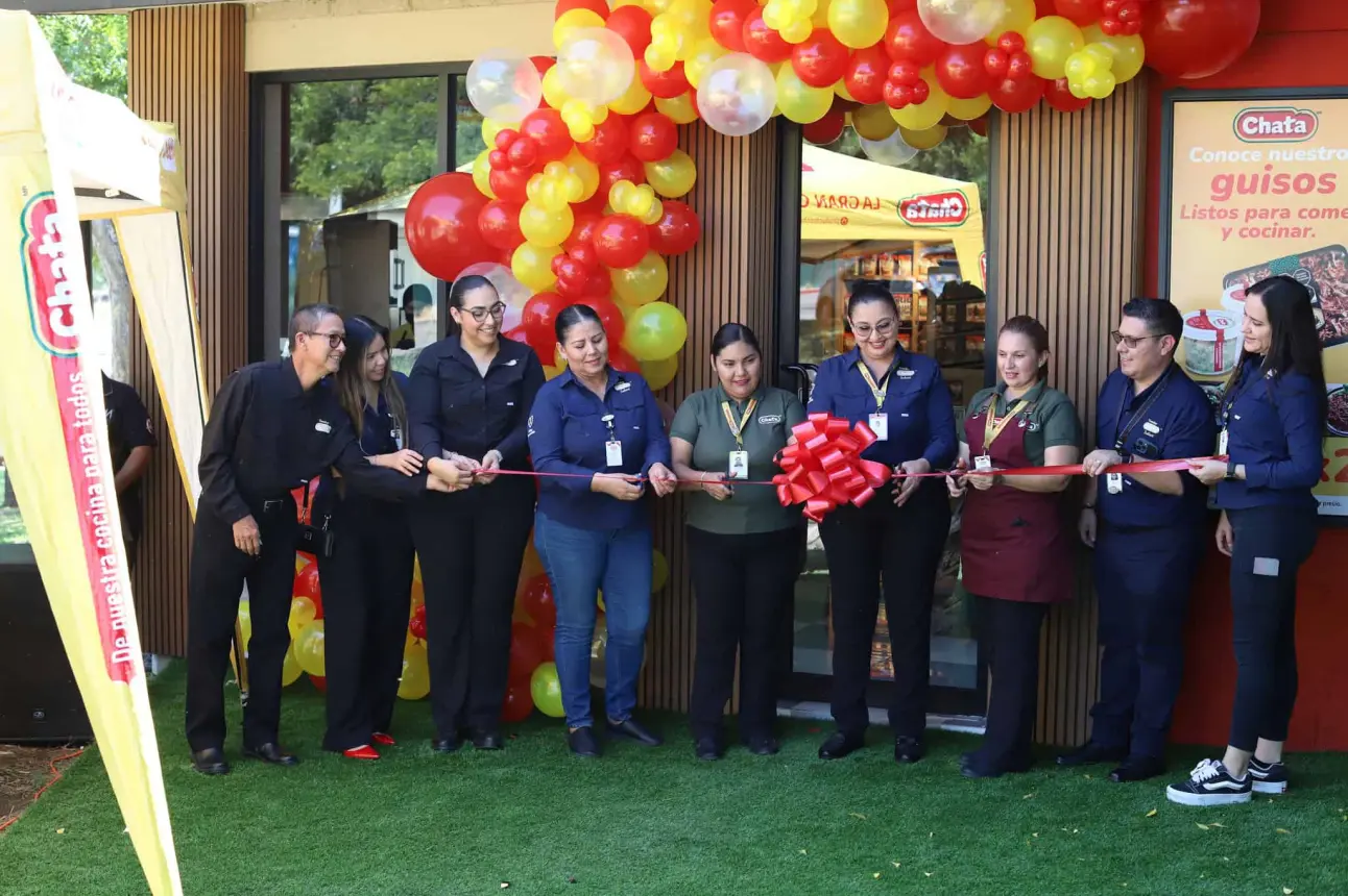 Inauguración de tienda Chata en Culiacán.