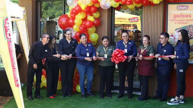 Inauguración de tienda Chata en Culiacán.