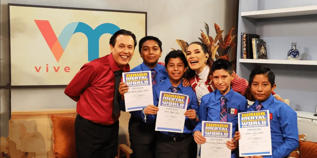 Cuatro niños poblanos tuvieron su participación en el Junior Mental Calculation World Championship representando a México por primera vez. Foto: Cortesía.