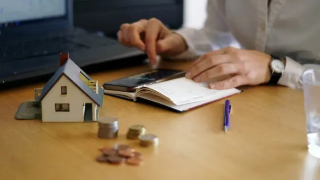 Infonavit y los bancos brindan créditos para adquirir vivienda. Foto: Freepik