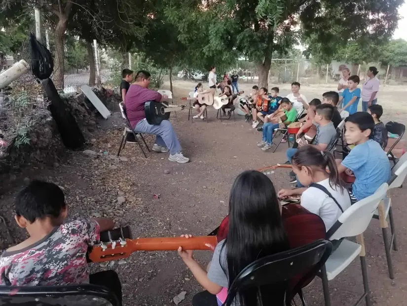 Talleres gratuitos en la Unidad Deportiva Los Ayalés en Culiacán