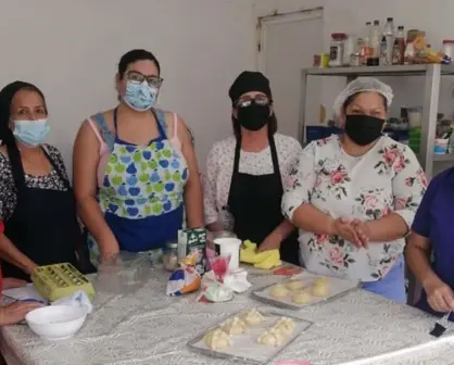 ¡Talento y tradición! Artesanas reposteras del CDI #2 en Culiacán aprenden a elaborar Pan de Muerto