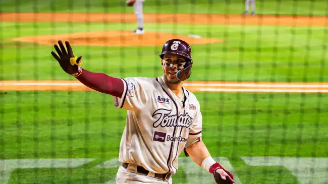 Sigue la racha de victorias guinda || Imagen: Tomateros
