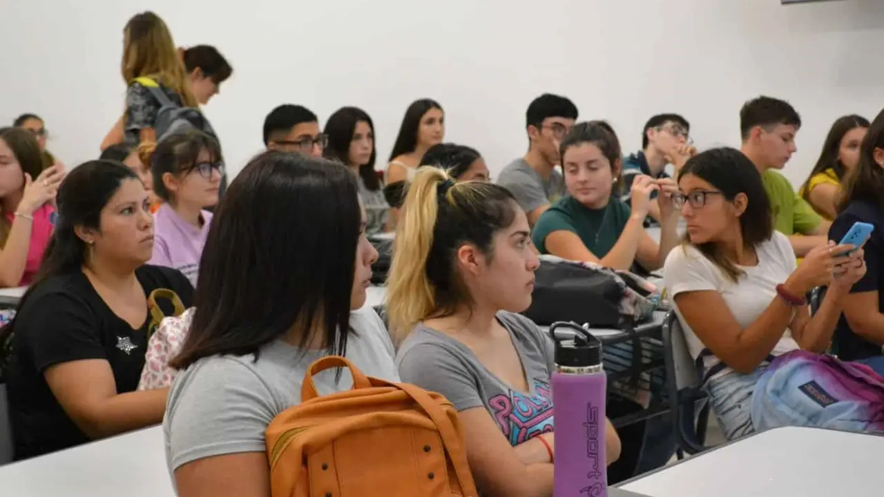 Dónde solicitar la Beca de Transporte para Universitarios en la CDMX. Foto: Cortesía