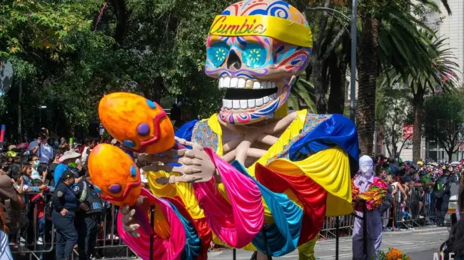 Desfile del Día de Muertos en la CDMX. Foto Ale López.