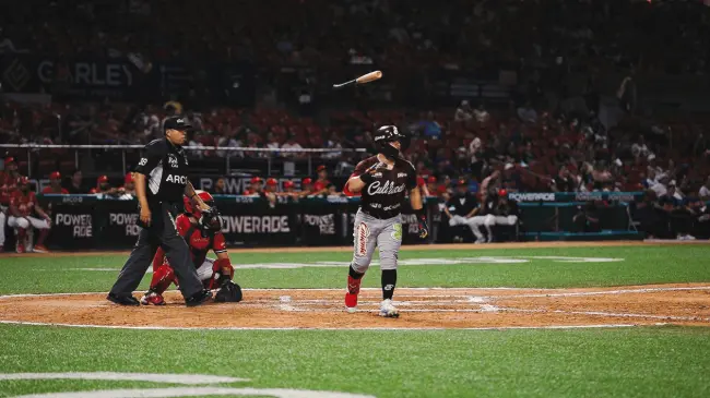 Los guindas ganan el primero de la serie | Imagen: Tomateros