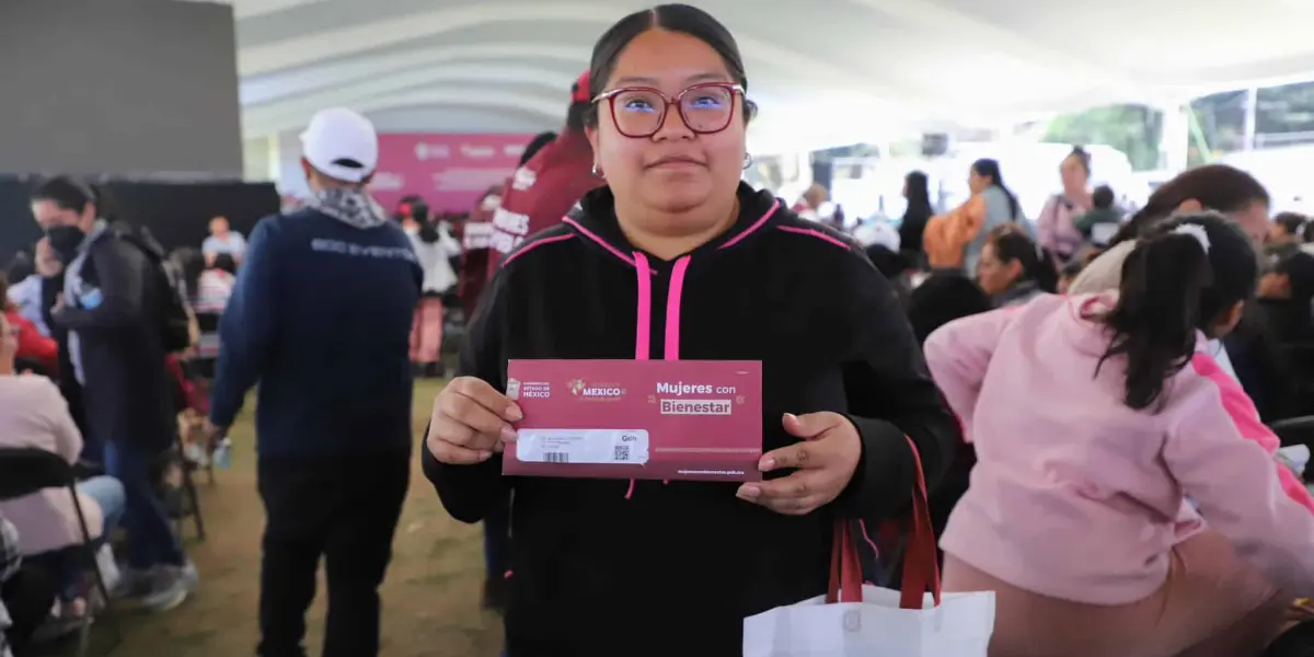 A través de Mujeres con Bienestar se apoya a las jefas de familia del Estado de México. Foto: Cortesía