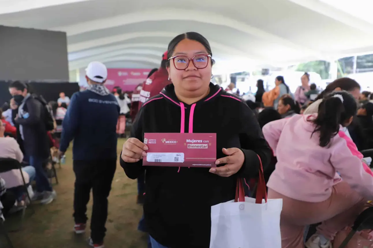 A través de Mujeres con Bienestar se apoya a las jefas de familia del Estado de México. Foto: Cortesía