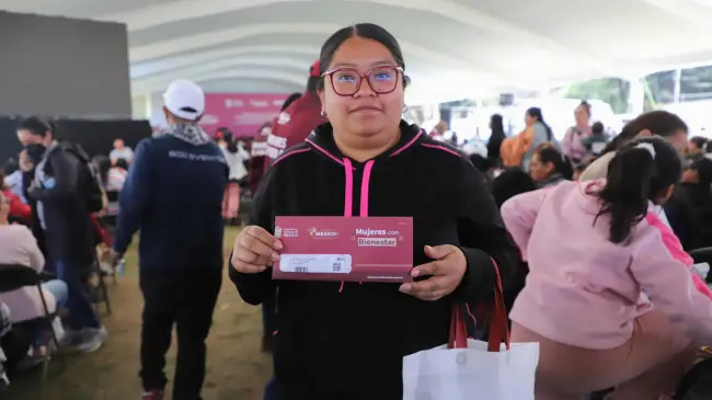 A través de Mujeres con Bienestar se apoya a las jefas de familia del Estado de México. Foto: Cortesía