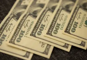 Peso en su mejor nivel a diez meses: Este es el precio del dólar hoy 13 de junio de 2025