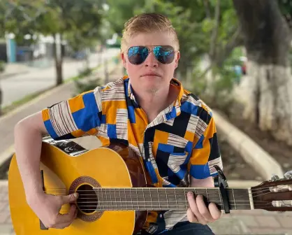 Quién es El Güerito Chapín, el cantante hondureño que está rompiendo Tiktok con sus canciones