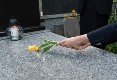 Frases emotivas para el Día de Muertos para recordar tu hermano