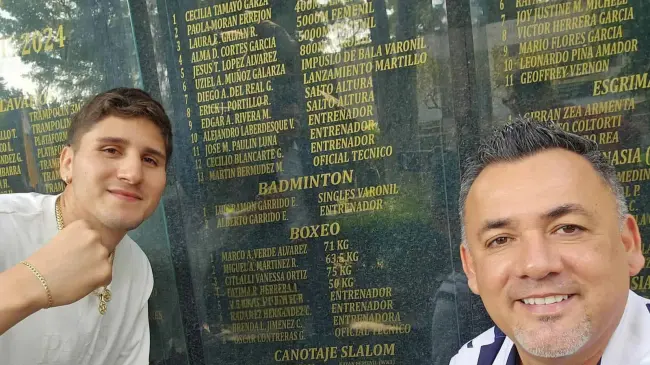 Marco Verde y su entrenador Redames Hernández |Imagen: ISDE