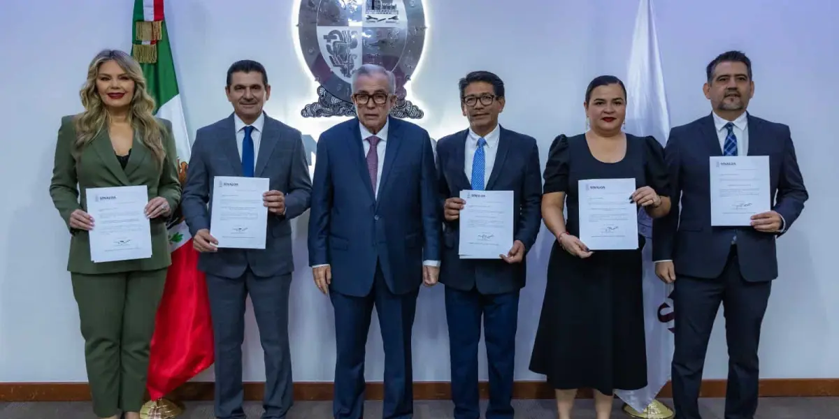El Gobernador los exhortó a conducirse con apego al marco de derecho y los principios de política humanista.