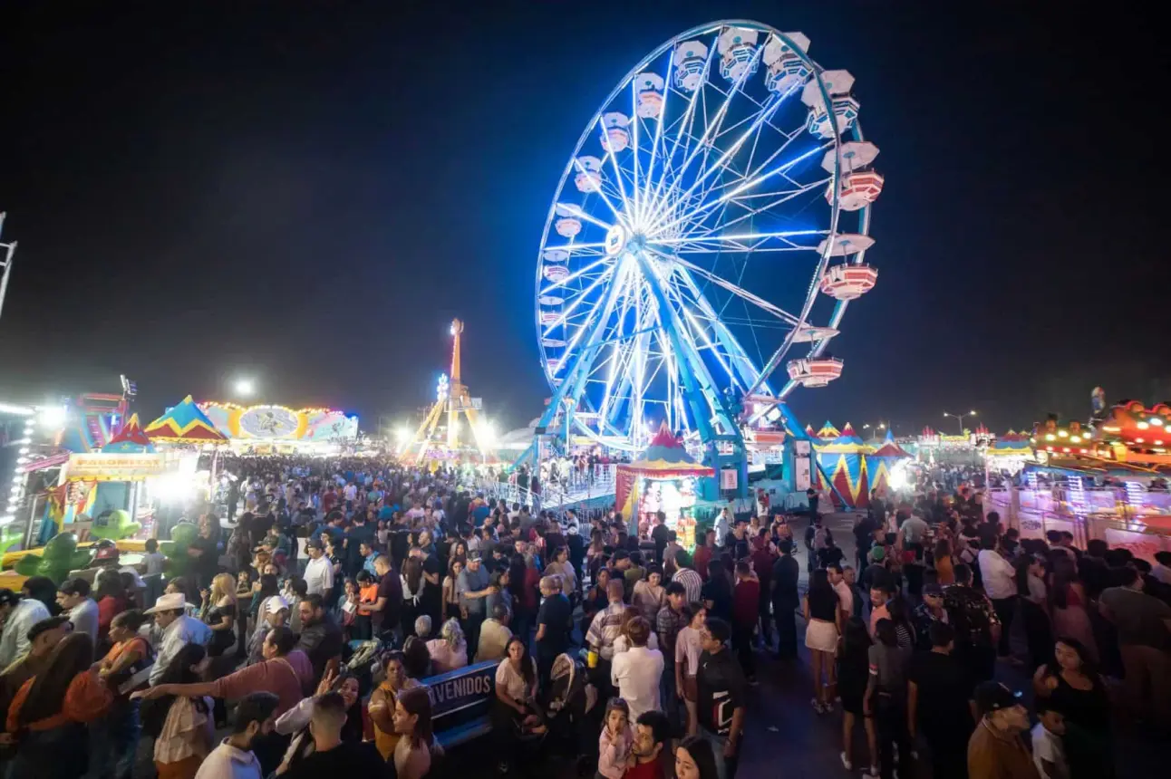 `Por iniciar la Feria de la Mezclilla Nextlalpan 2024, en el Estado de México. Foto: Cortesía