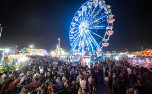 Feria de la Mezclilla Nextlalpan 2024; artistas en el Teatro del Pueblo