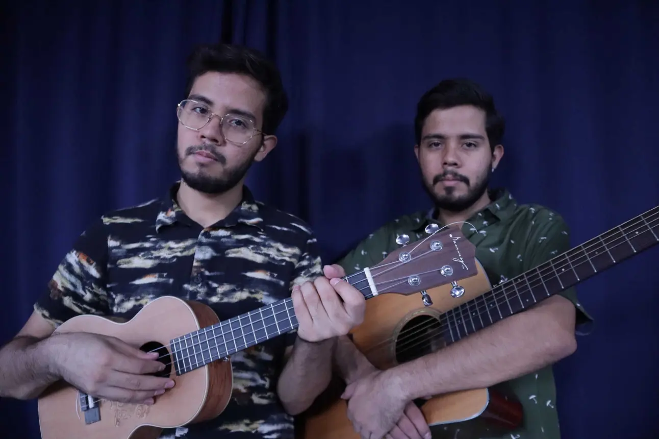 Los hermanos gemelos Brayan y Abraham Quintero Martínez, son un ejemplo de dedicación, humildad y amor por la música.