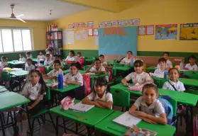 Donación de mobiliario impulsa el futuro de estudiantes en la primaria Juan M. Banderas en Culiacán