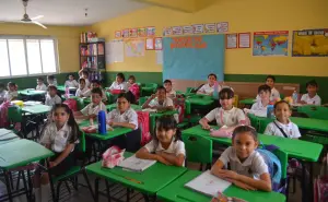 Donación de mobiliario impulsa el futuro de estudiantes en la primaria Juan M. Banderas en Culiacán