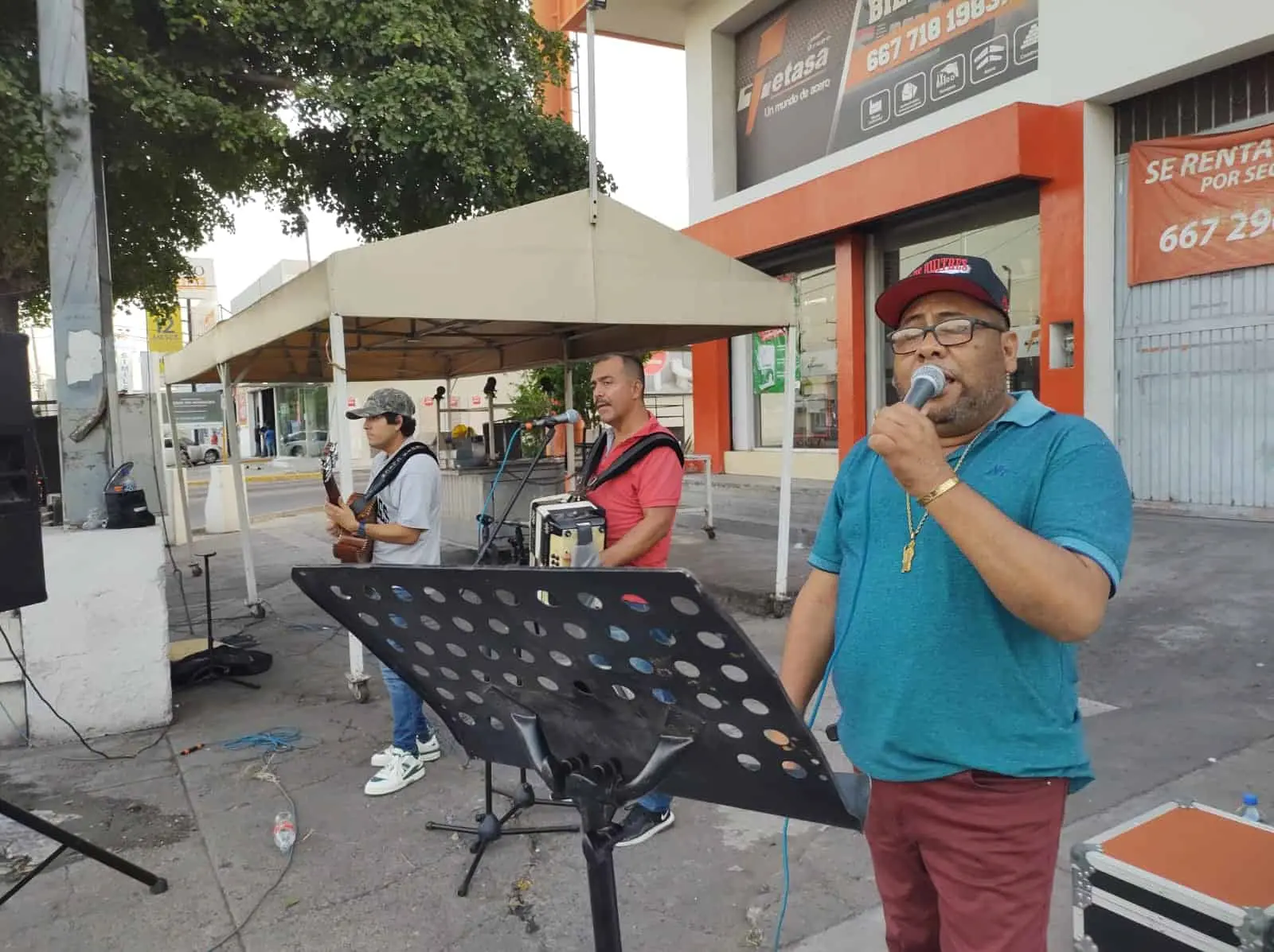 Sangre Azul anima calles de Culiacán