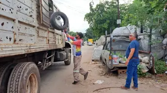 Vecinos de la colonia Toledo Corro en Culiacán se suman a la lucha contra el dengue