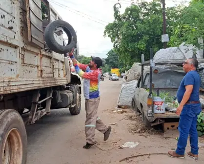 Vecinos de la colonia Toledo Corro en Culiacán se suman a la lucha contra el dengue