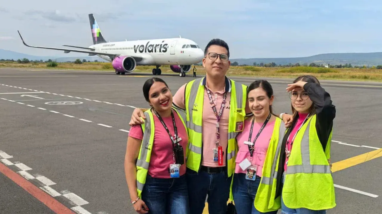 Volaris anuncia nuevas rutas aéreas de Michoacán -Monterrey.