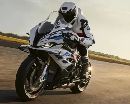 Conoce la nueva BMW S 1000 R, la moto deportiva más potente para 2025